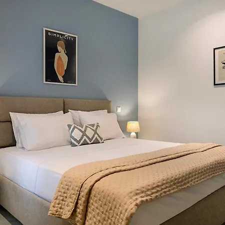 Icarus & Hermes Luxury Apartmán *