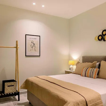 Icarus & Hermes Luxury Apartament
