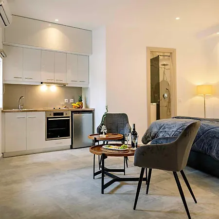 דירה Icarus & Hermes Luxury קונטואקלי