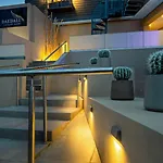 Icarus & Hermes Luxury Apartamento *